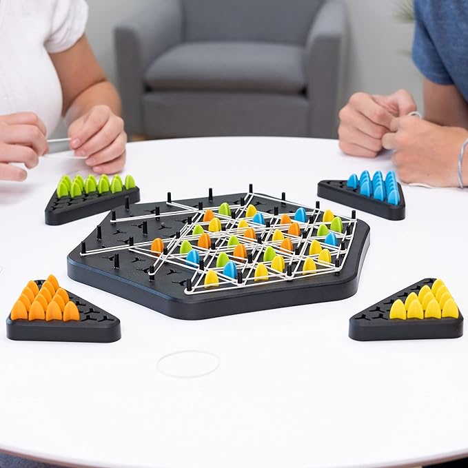 TriChess™ – Ketten-Dreieck-Schachspiel