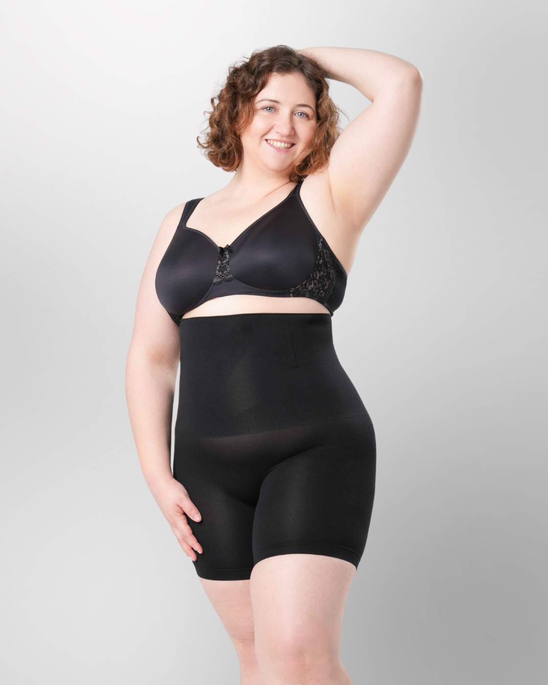 InvisiShape - Formende Shorts mit hoher Taille