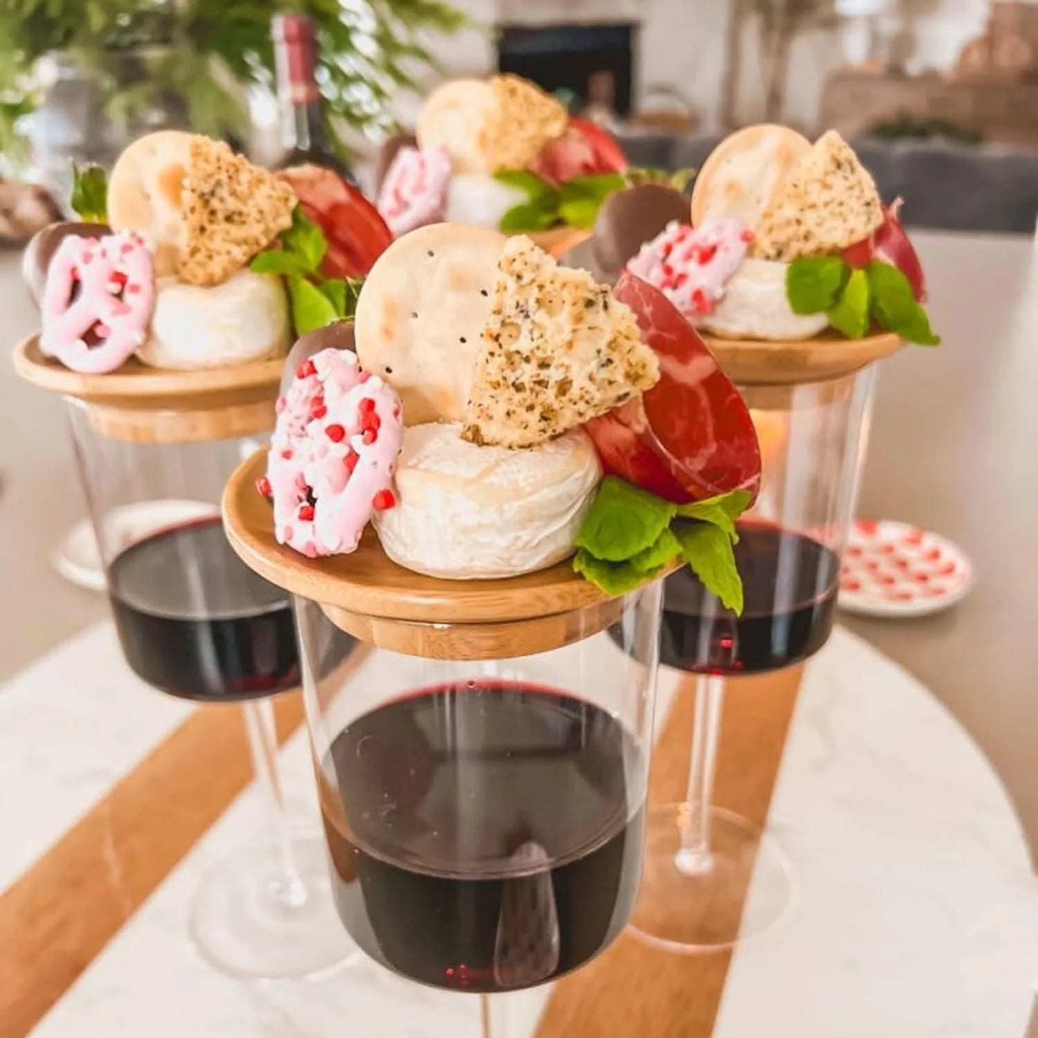 WineDish™ – Die perfekte Platte für Weinabende