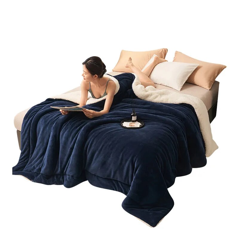 PlushWarmth™ | Coral Fleece-Decke mit Verdickung